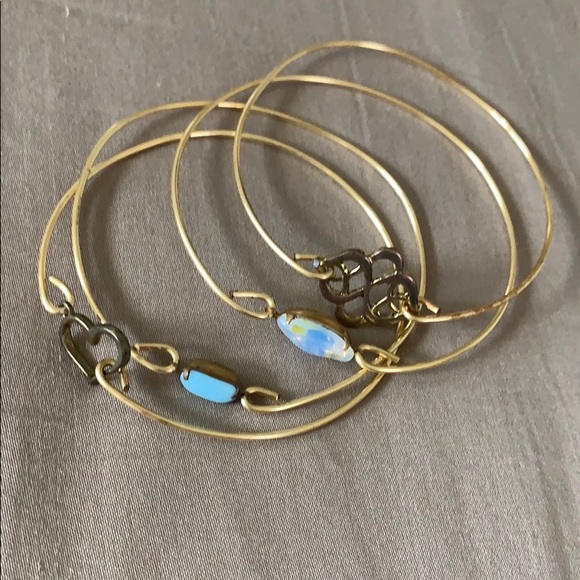 Jewelry - Set of bangle gold bracelets. Jewelry - Set of bangle gold bracelets.